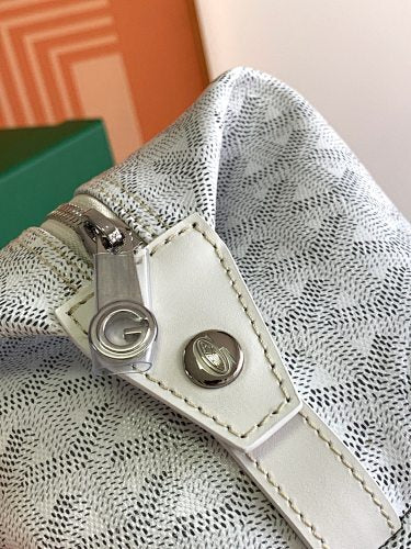 Goyard Crossbody Bag White