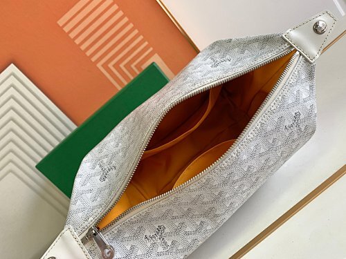 Goyard Crossbody Bag White