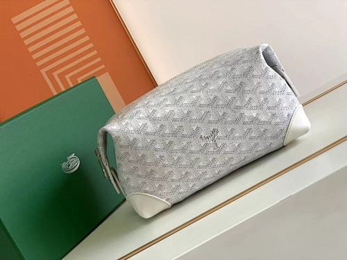 Goyard Crossbody Bag White