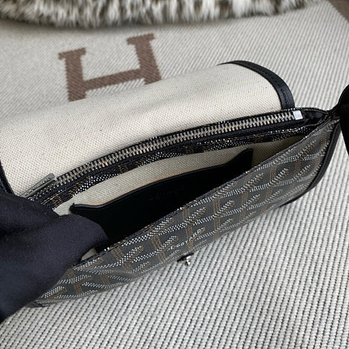 Goyard Clutch Black