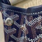 Bellechasse Biaude Black