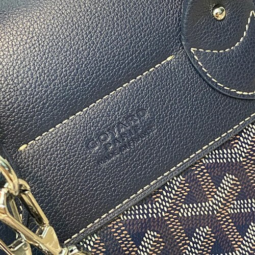 Bellechasse Biaude Black