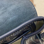 Bellechasse Biaude Black