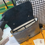 Bellechasse Biaude Black