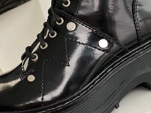 Alexander McQueen Sneakers Black