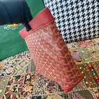 Goyard Clutch Pink
