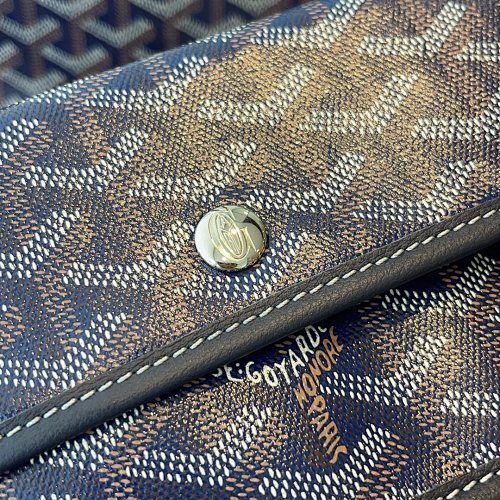 Bellechasse Biaude Black