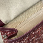 Bellechasse Biaude Burgundy