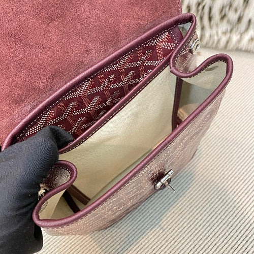 Bellechasse Biaude Burgundy