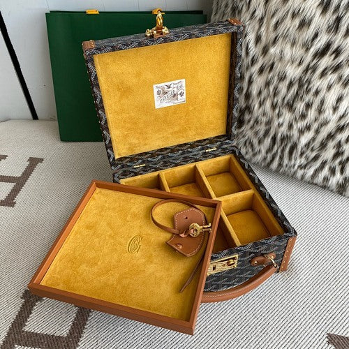 Bourget Trolley Case