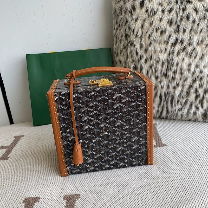 Bourget Trolley Case