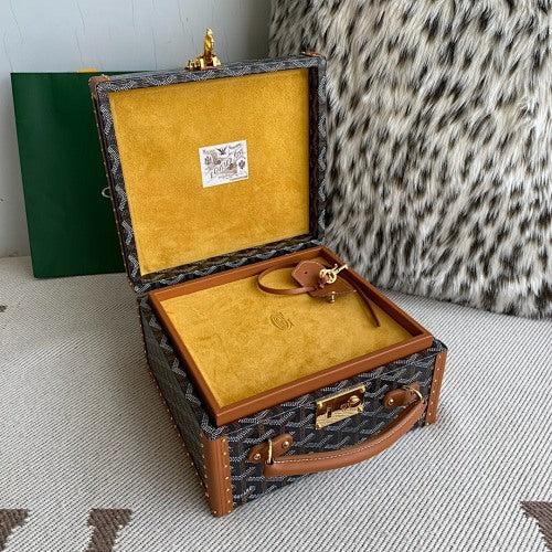 Bourget Trolley Case