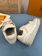 Louis Vuitton Sneakers White