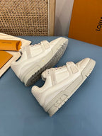 Louis Vuitton Sneakers White