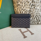 Bellechasse Biaude Black