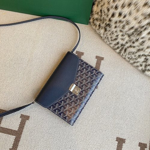 Bellechasse Biaude Black
