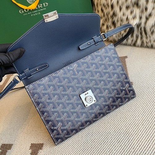 Bellechasse Biaude Black