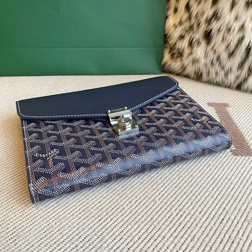 Bellechasse Biaude Black