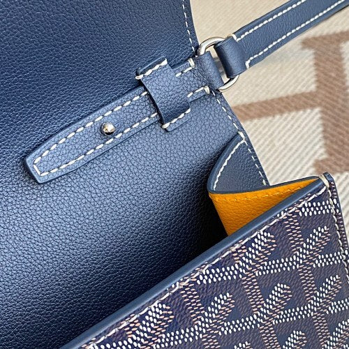 Bellechasse Biaude Black