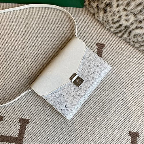 Bellechasse Biaude White