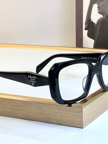 Prada Sunglasses Black